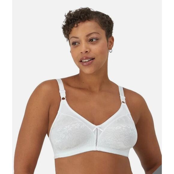Bali 3372 Size 38DD White Satiny Double Support Spa Closure Lace Wireless Bra - Picture 1 of 5